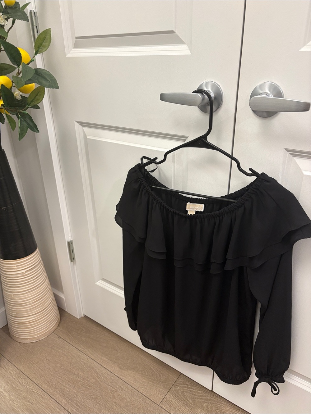 Michael Kors S Black Women's Blouse - Ruffle Detail